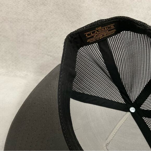 Meow Wolf Flat Bill Hat and Greebles Stud Earrings NWT - Picture 8 of 9